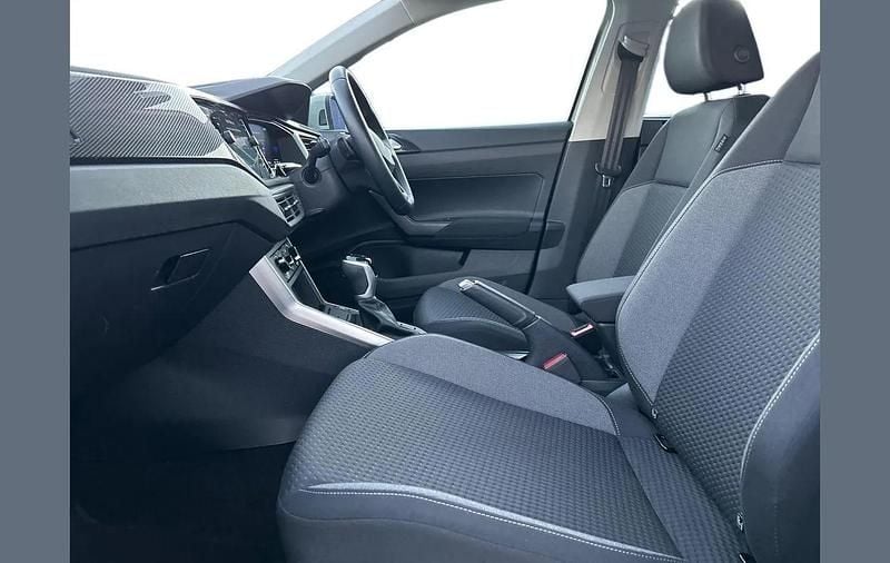 Used VW Taigo Life 110 HP (80 kW) 2023 Grey SUV