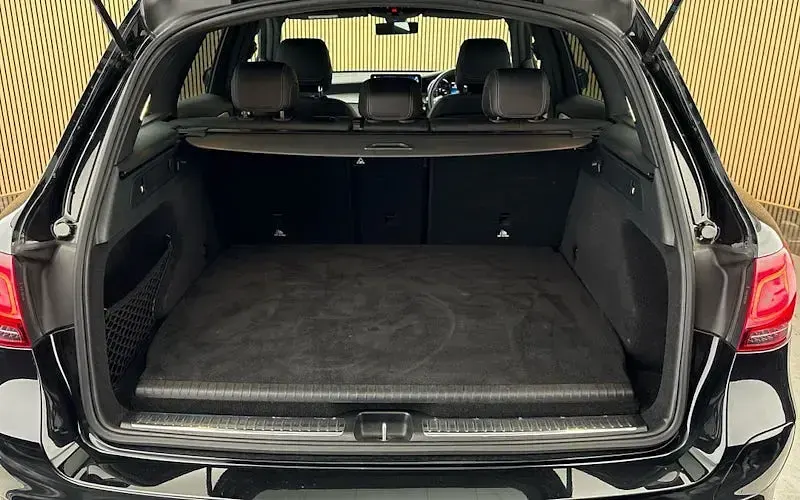 Used Mercedes GLC300 AMG line 320 HP (235 kW) 2022 Black SUV