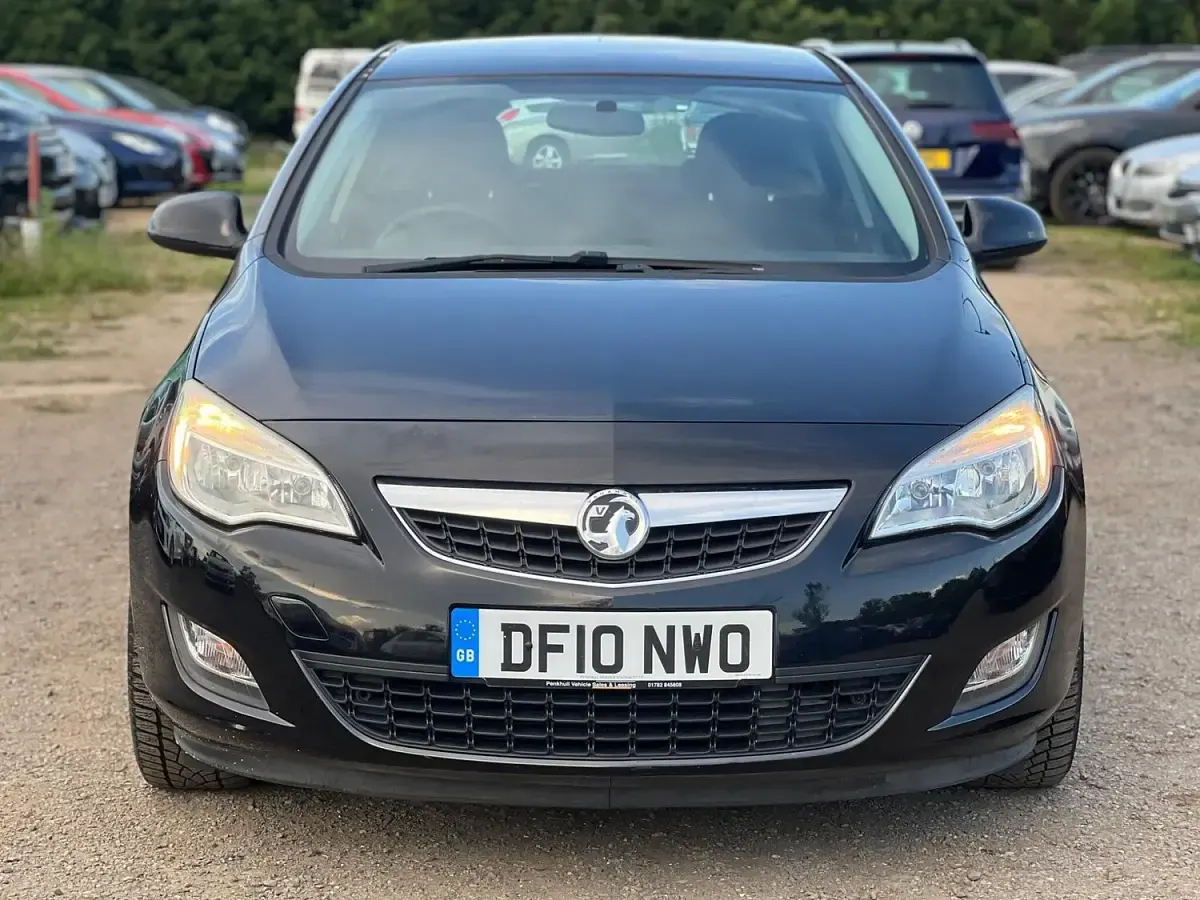 Used Vauxhall Astra 2010 Black Hatchback