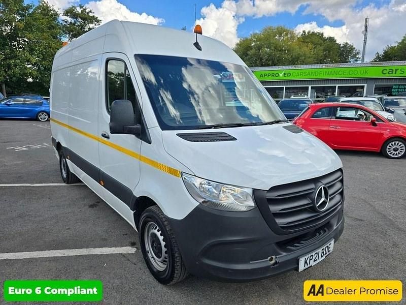 Used Mercedes Sprinter Progressive 148 HP (108 kW) 2021 White Van