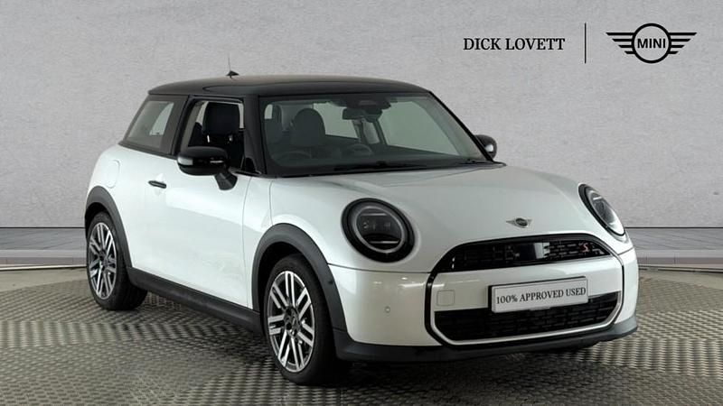 Used Mini Cooper S Hatch 201 HP (147 kW) 2024 White Hatchback