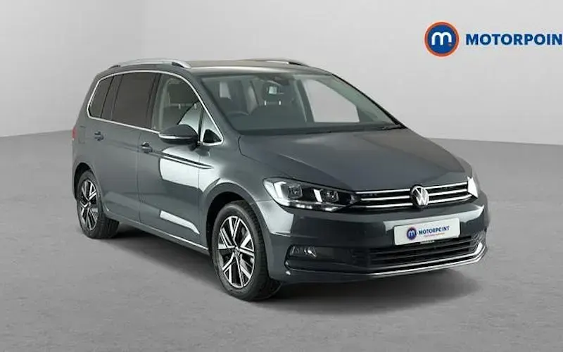 Used VW Touran SEL 150 HP (110 kW) 2025 MPV