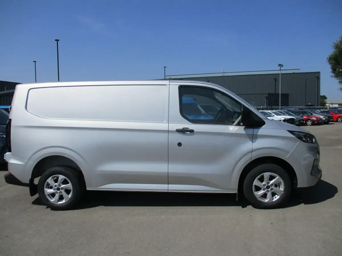 New Ford Transit Custom Trend 136 HP (100 kW) 2026 Silver Van