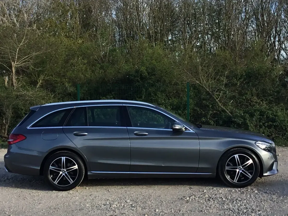 Used Mercedes C200 2018 Grey Estate