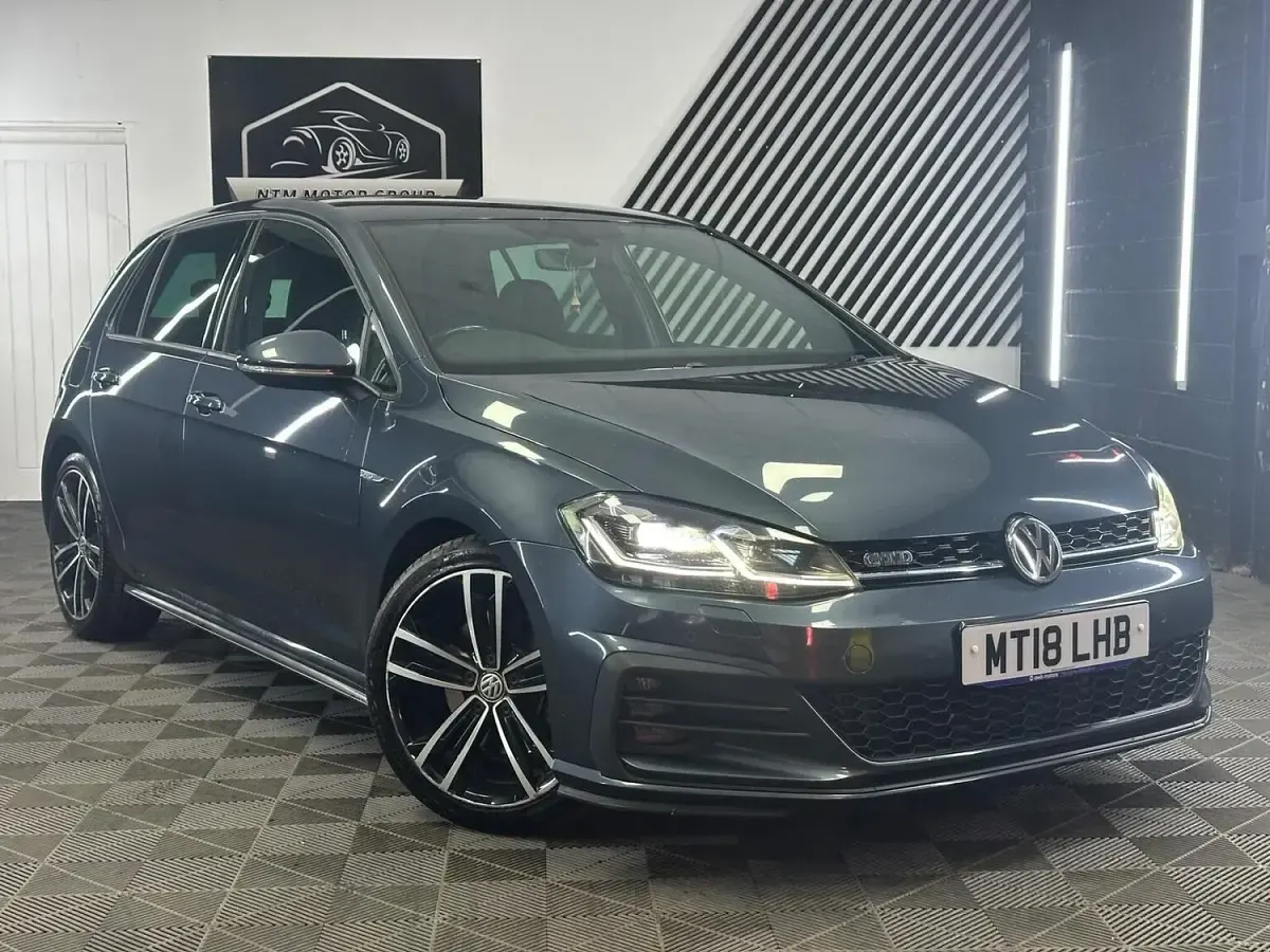 Used VW Golf VII GTD 184 HP (135 kW) 2018 Blue Hatchback