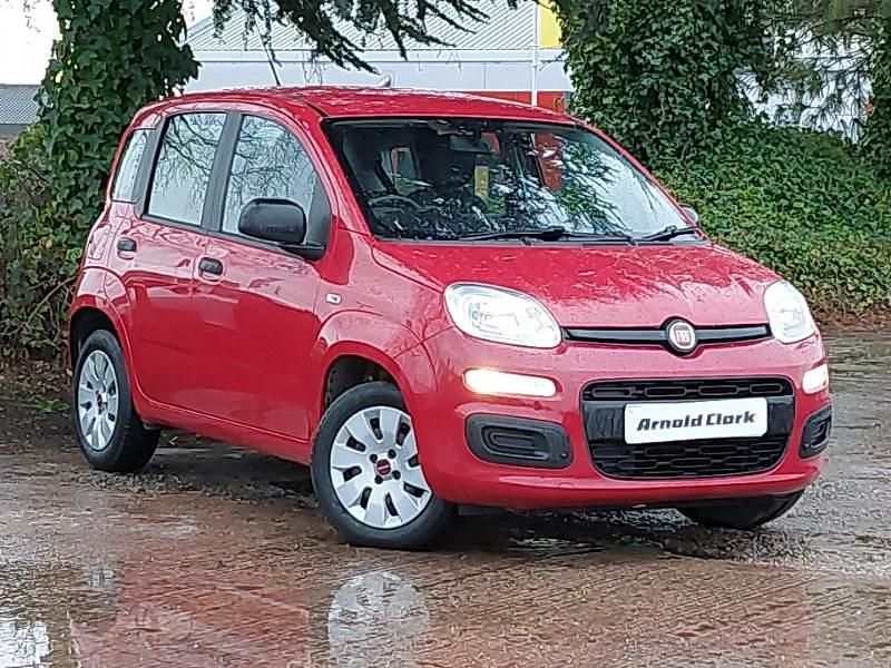 Used Fiat Panda Pop 69 HP (50 kW) 2016 Red Hatchback