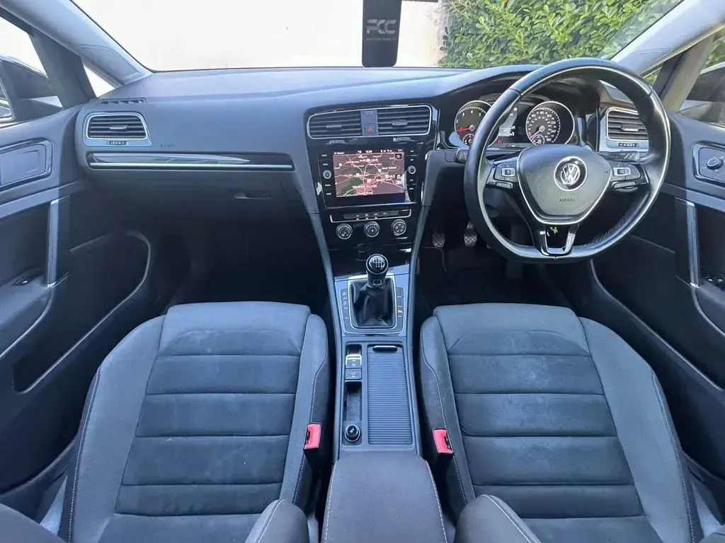 Used VW Golf VII GT 150 HP (110 kW) 2019 Blue Hatchback