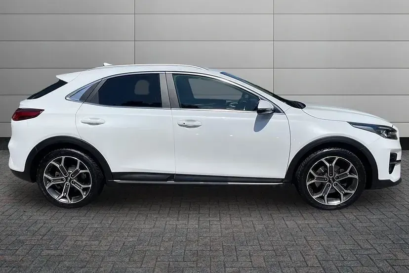 Used Kia XCeed 138 HP (101 kW) 2020 White SUV