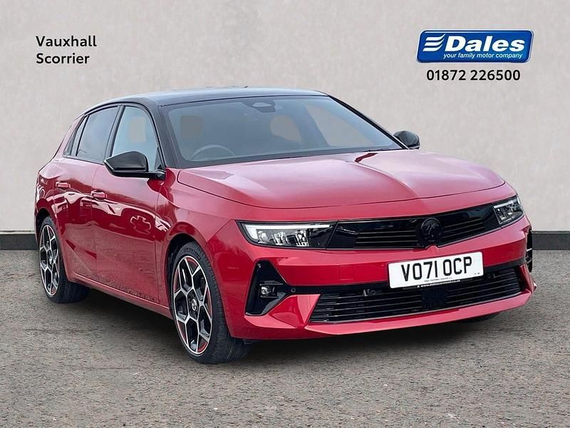Red Used 2022 Vauxhall Astra GS Line Hatchback | £15,990 (Fair price) - Image 1/3