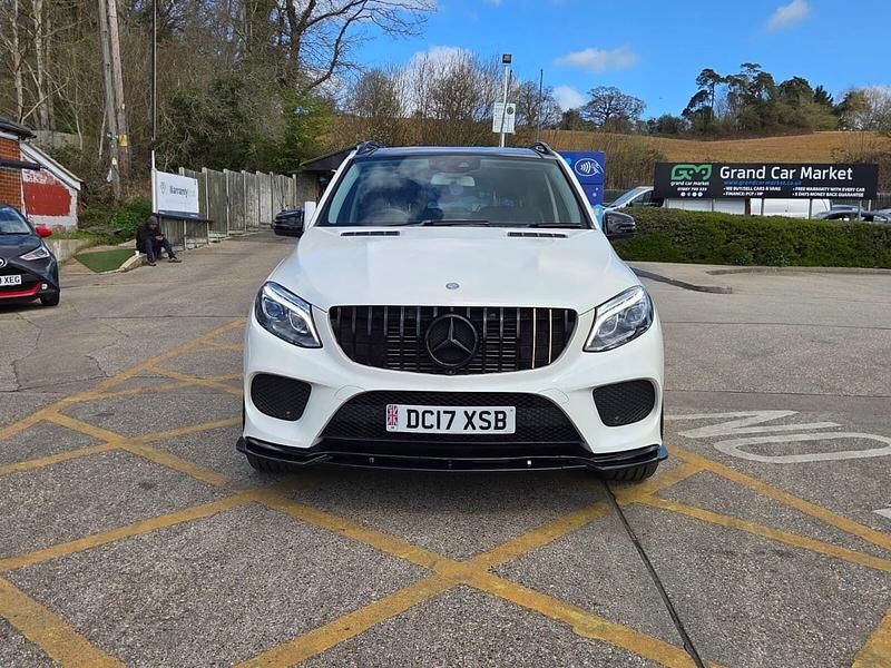 Used Mercedes GLE250 AMG Line Premium 2017 White Estate