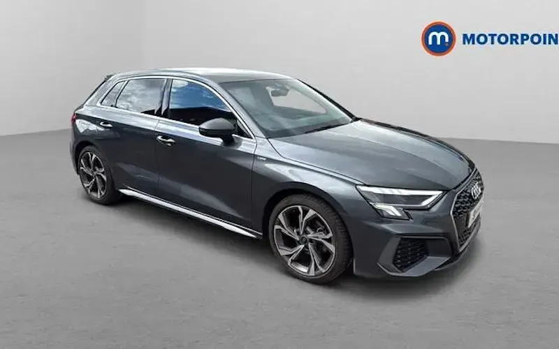 Second-hand Audi A3 Sportback S-Line 150 CP (110 kW) 2024 Hatchback