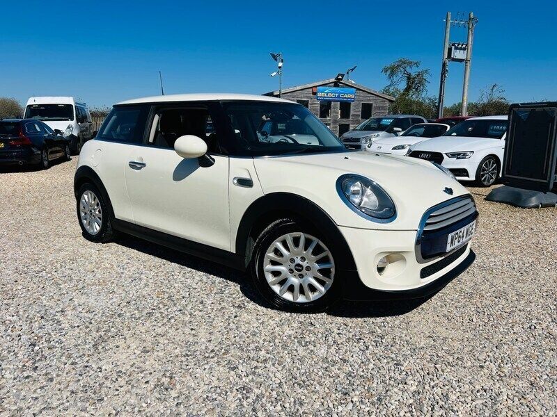 White Used 2014 Mini Cooper D Hatch Hatchback | £4,995 (A bit pricey) - Image 1/4