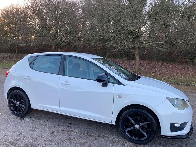 Used Seat Ibiza FR 105 HP (77 kW) 2012 White Hatchback