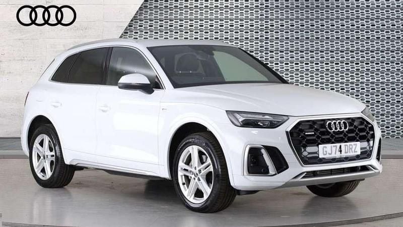 White Used 2024 Audi Q5 S-Line SUV | £36,490 (Fair price) - Image 1/4