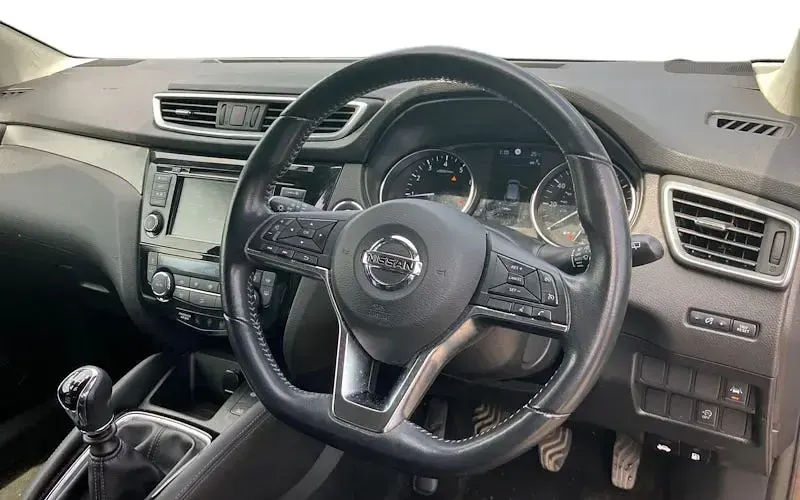 Used Nissan Qashqai Pack 140 HP (102 kW) 2019 Black SUV
