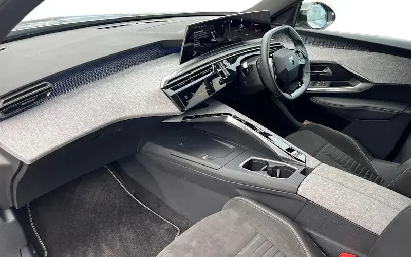 Used Peugeot 3008 GTi 136 HP (100 kW) 2025 Grey SUV