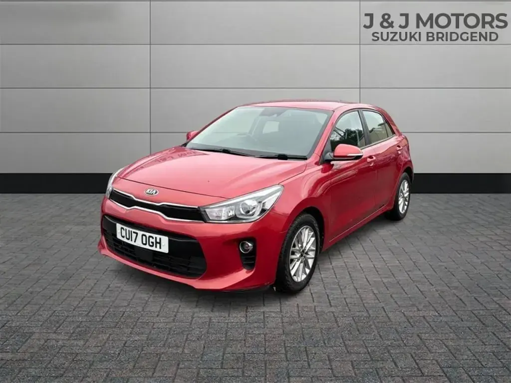 Used Kia Rio 84 HP (61 kW) 2017 Red Hatchback