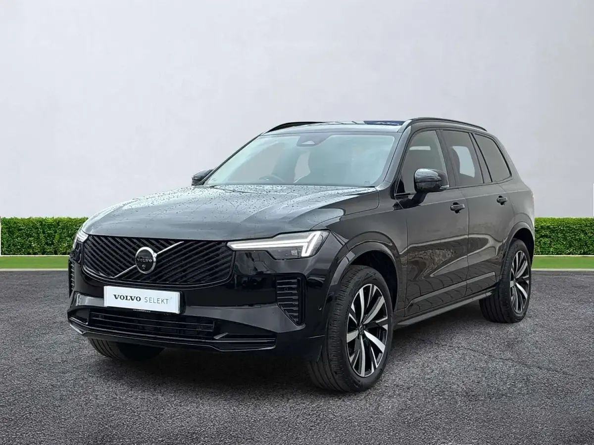 Used Volvo XC90 Plus 455 HP (334 kW) 2025 Black SUV