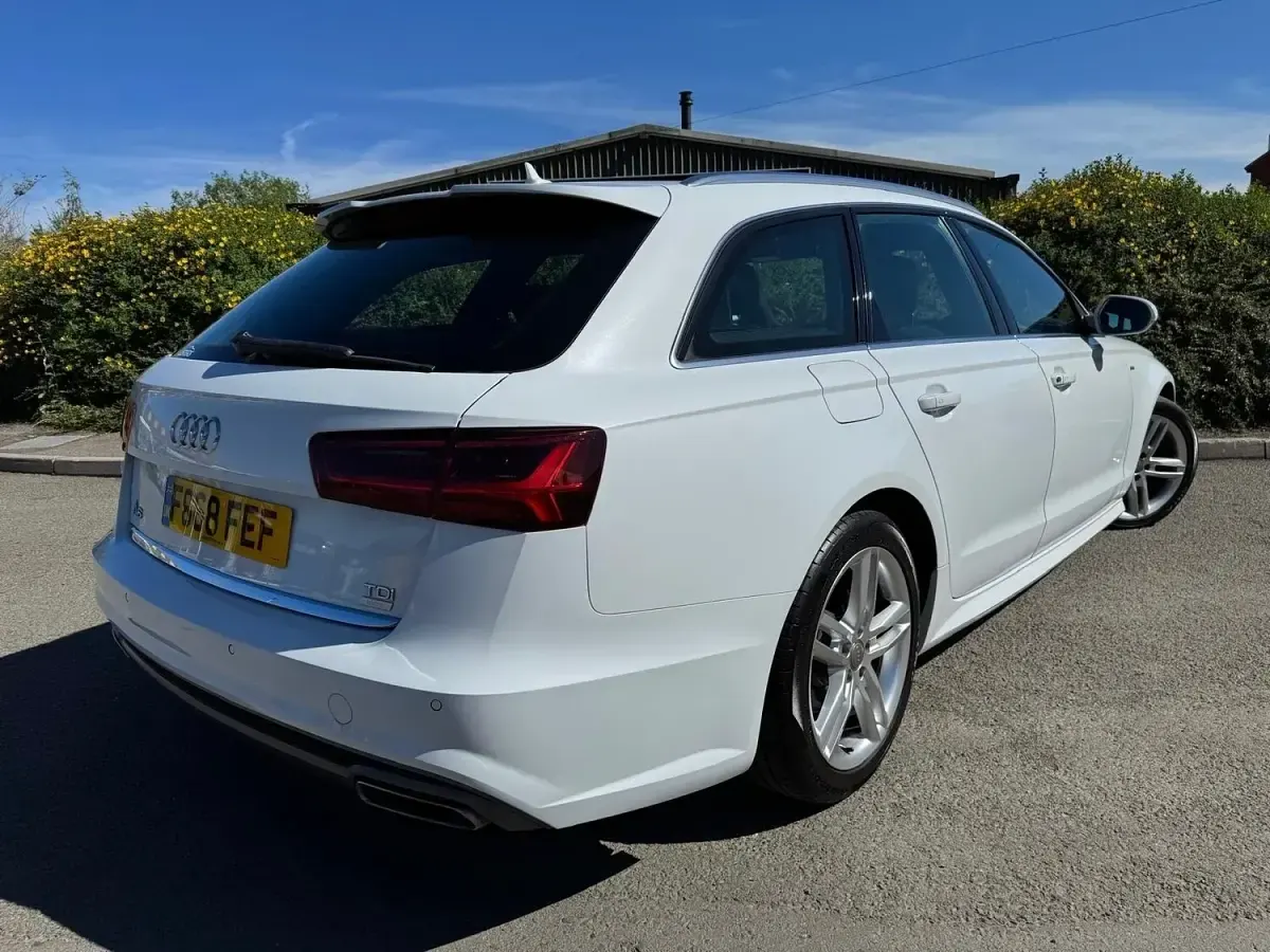 Used Audi A6 S-Line 190 HP (139 kW) 2018 White Estate
