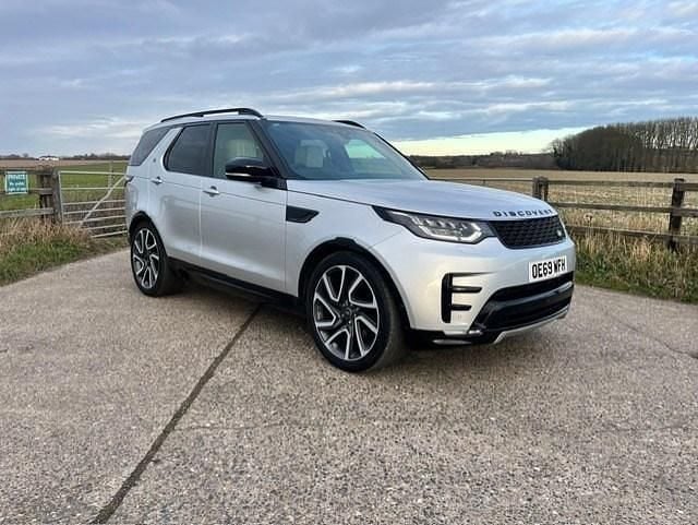 Silver Used 2019 Land Rover Discovery 5 HSE Luxury SUV | £25,950 (Fair price) - Image 1/4