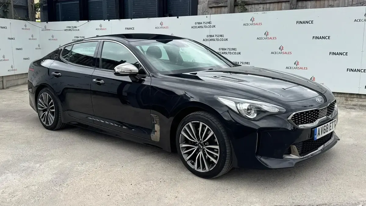 Used Kia Stinger GT-Line 244 HP (179 kW) 2018 Black Hatchback