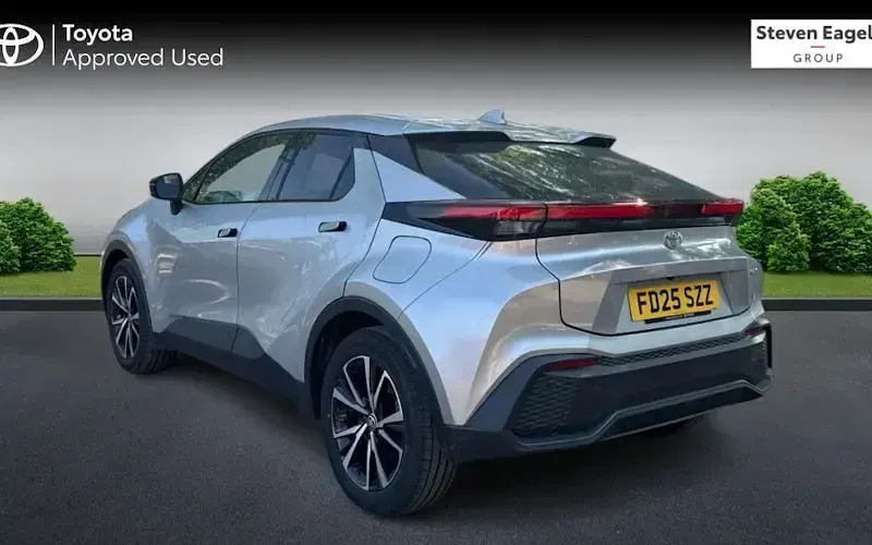 Used Toyota C-HR Design 140 HP (102 kW) 2025 Silver SUV