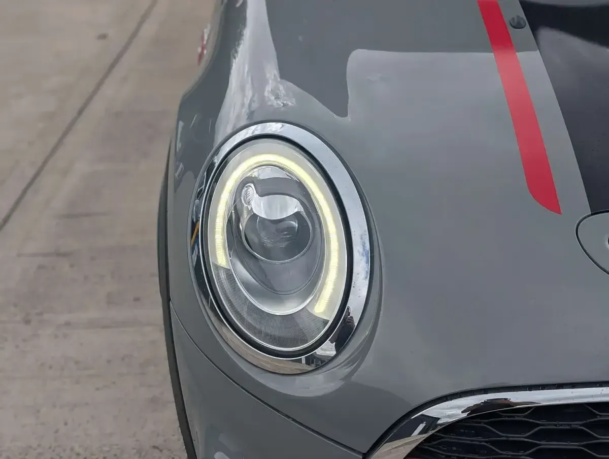 Used Mini John Cooper Works Hatch 231 HP (169 kW) 2017 Grey Hatchback