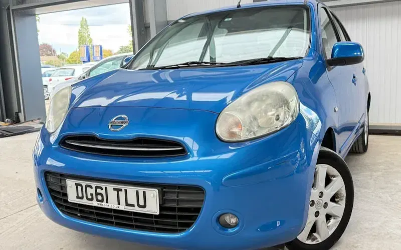 Used Nissan Micra Acenta 80 HP (58 kW) 2011 Blue Hatchback