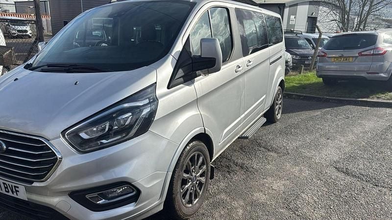 Used Ford Tourneo Custom Titanium X 182 HP (133 kW) 2021 Silver Van