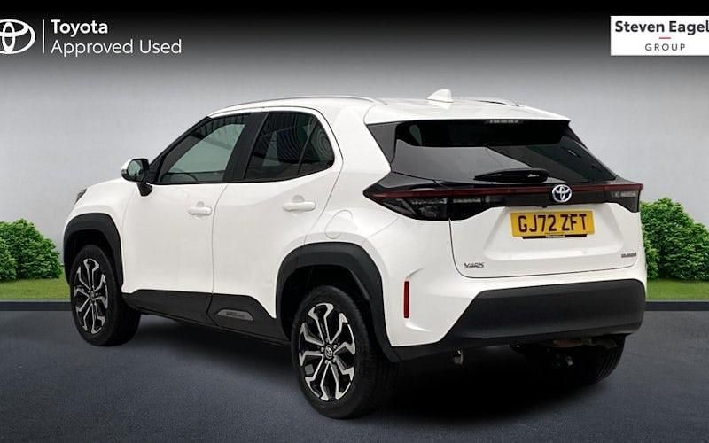 Used Toyota Yaris Hybrid Design 116 HP (85 kW) 2025 Estate