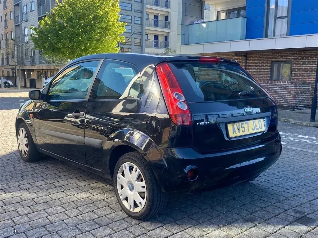 Usado Ford Fiesta Style 2007 Preto Citadino