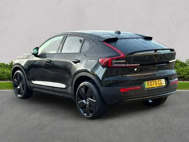 Usado Volvo EC40 Performance 325 kW (442 HP) 2025 Preto SUV