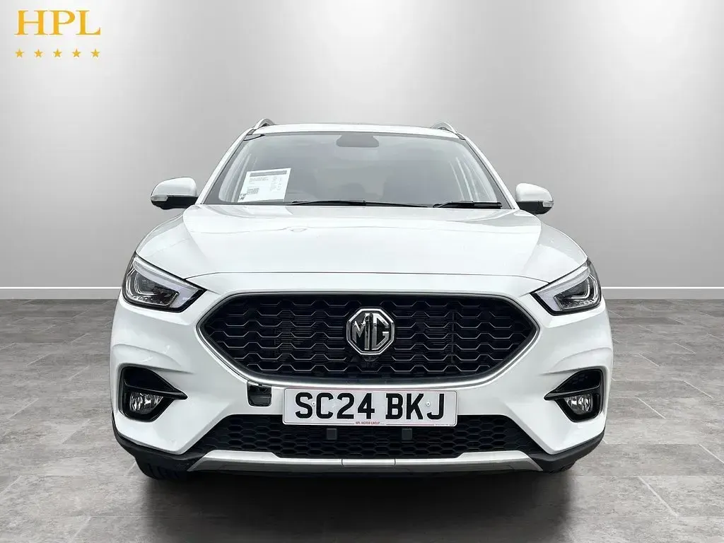 Used MG ZS Exclusive 106 HP (77 kW) 2024 White SUV