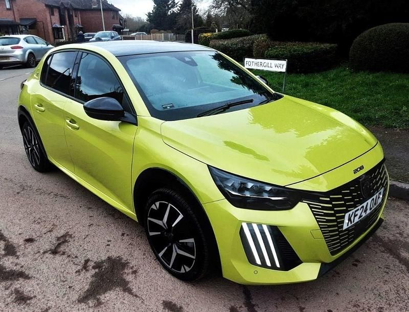 Used Peugeot e-208 GTi 114 kW (156 HP) 2024 Yellow Hatchback
