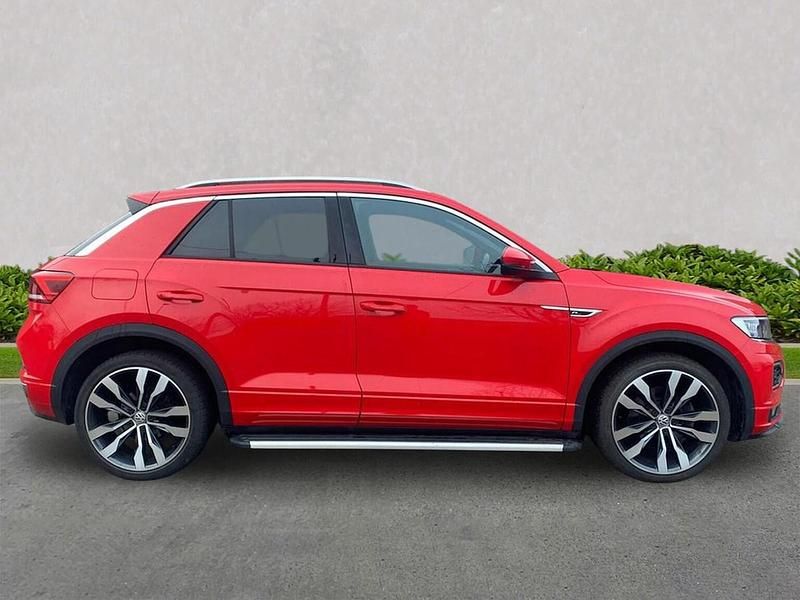 Used VW T-Roc R-line 150 HP (110 kW) 2019 Red SUV