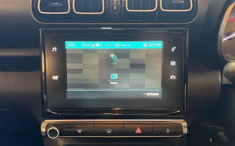 Used Citroën C3 Aircross Feel 131 HP (96 kW) 2019 Silver SUV
