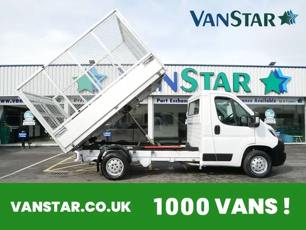Used Peugeot Boxer S 140 HP (102 kW) 2023 White Van