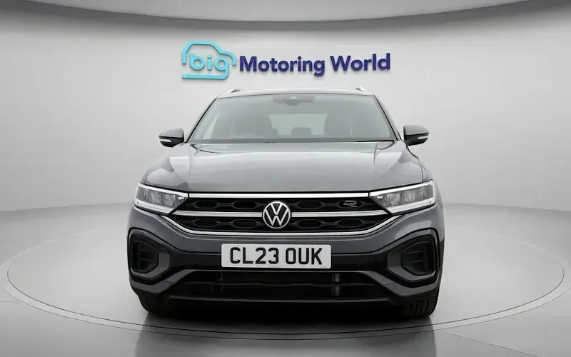 Used VW T-Roc R-line 150 HP (110 kW) 2025 SUV