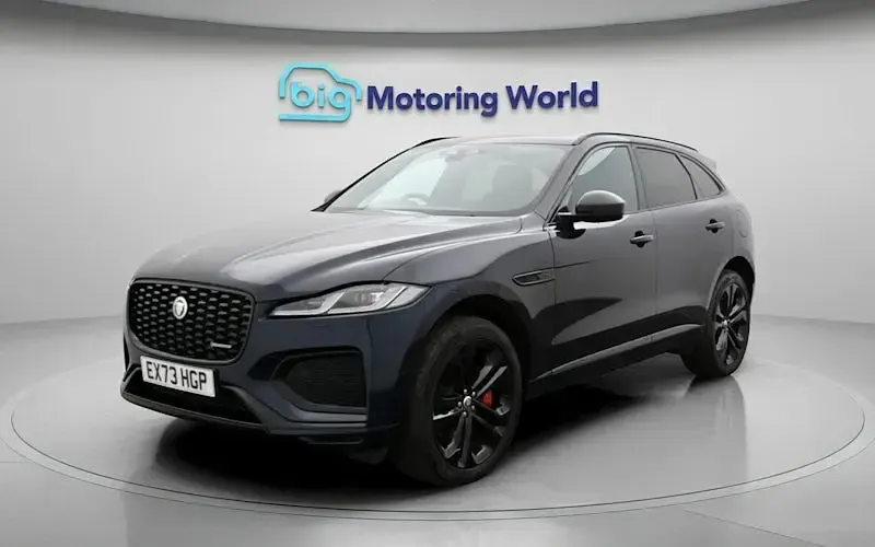 Used Jaguar F-Pace R-Dynamic 404 HP (297 kW) 2023 Blue SUV