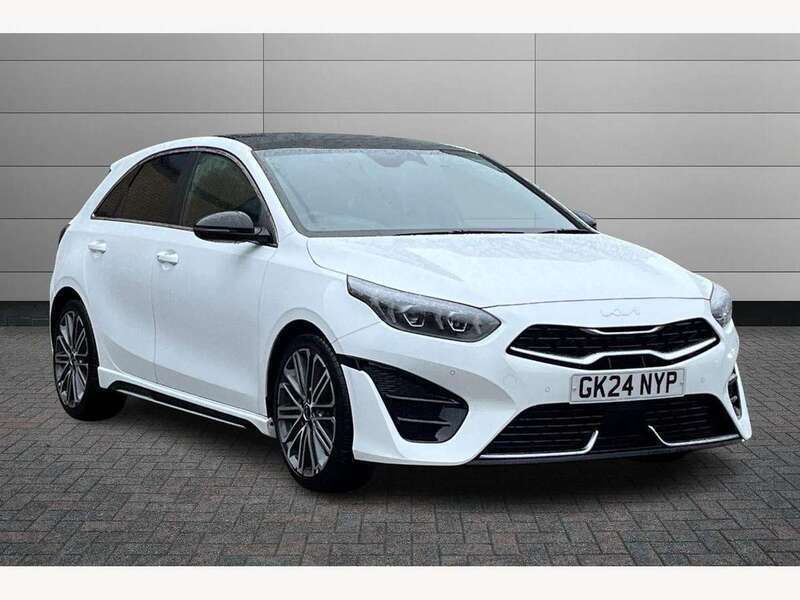 White Used 2024 Kia Ceed 2 Hatchback | £24,695 - Image 1/2