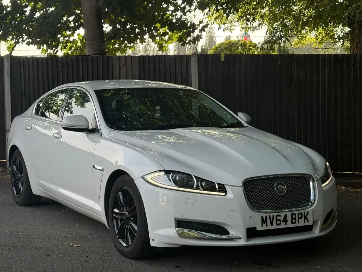 Used Jaguar XF Luxury 2014 White Sedan