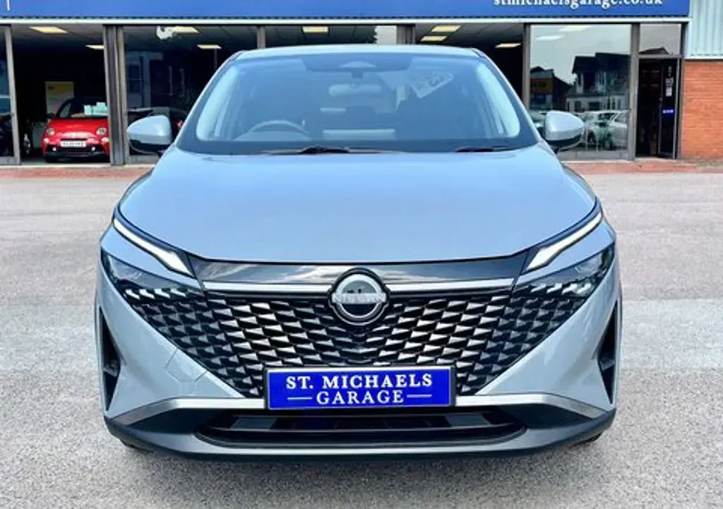 Used Nissan Qashqai Acenta Premium 2024 Grey SUV