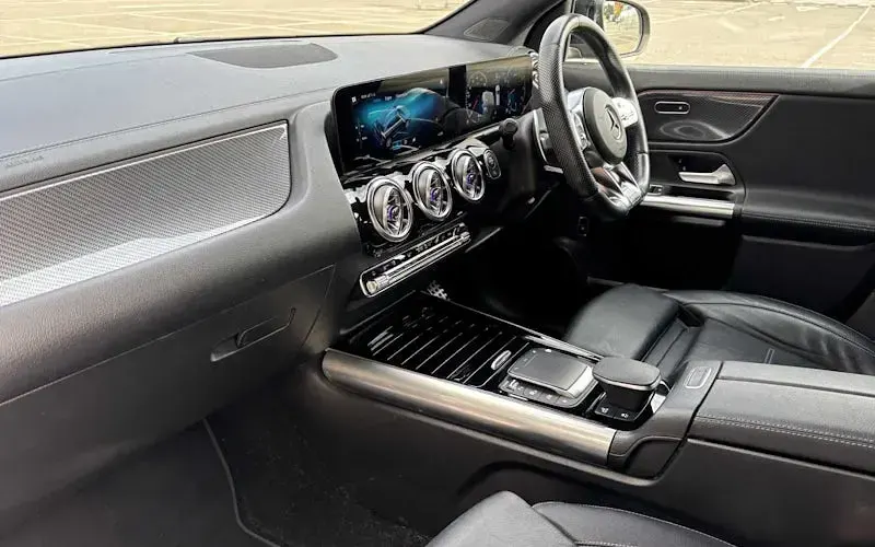 Used Mercedes GLA35 AMG Premium 306 HP (225 kW) 2021 Blue SUV