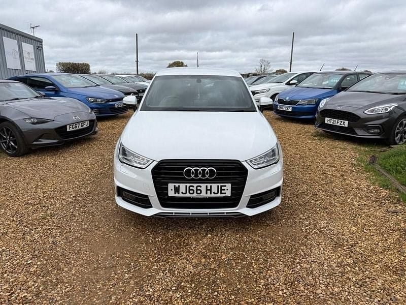 Used Audi A1 Sportback Black Edition 150 HP (110 kW) 2016 White Hatchback