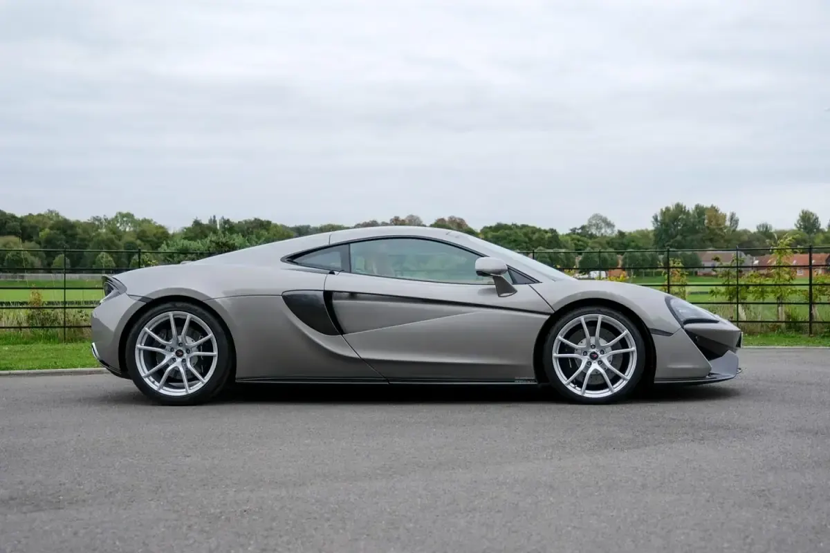 Used McLaren 570GT 2016 Silver
