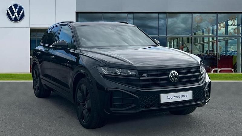 Black Used 2024 VW Touareg Black Edition SUV | £51,306 (A bit pricey) - Image 1/4