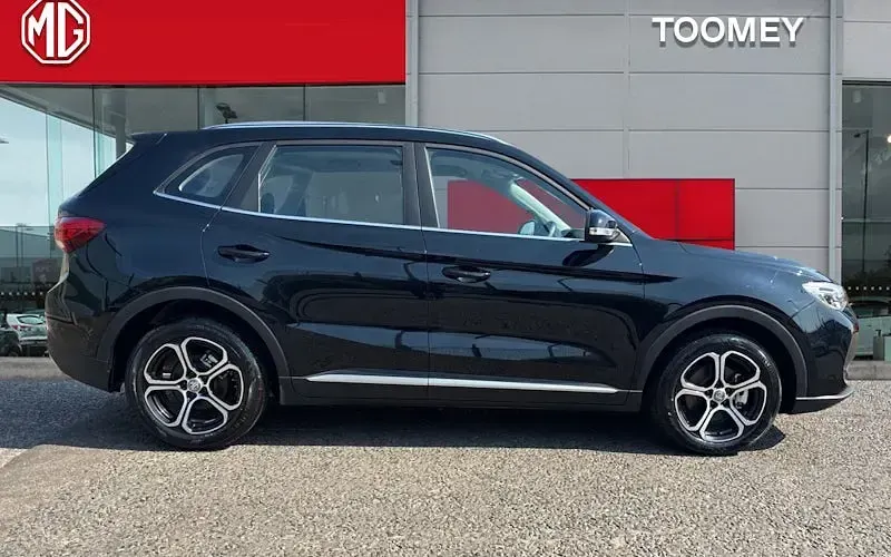 New MG ZS SE 196 HP (144 kW) 2025 Black SUV