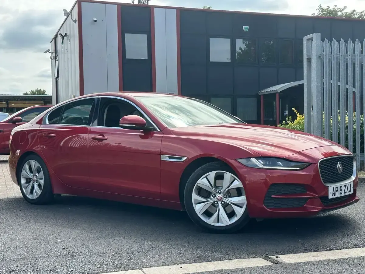 Used Jaguar XE S 180 HP (132 kW) 2019 Red Sedan