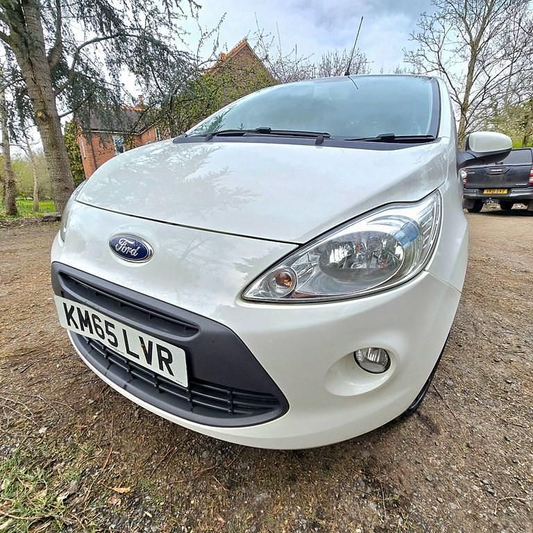 Used Ford Ka Zetec 2015 White Hatchback