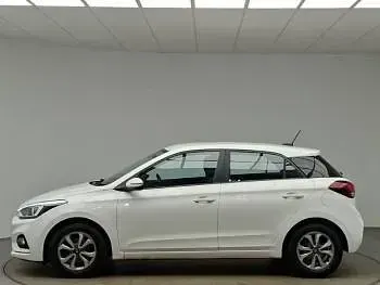 Used Hyundai i20 SE 84 HP (61 kW) 2019 White Hatchback